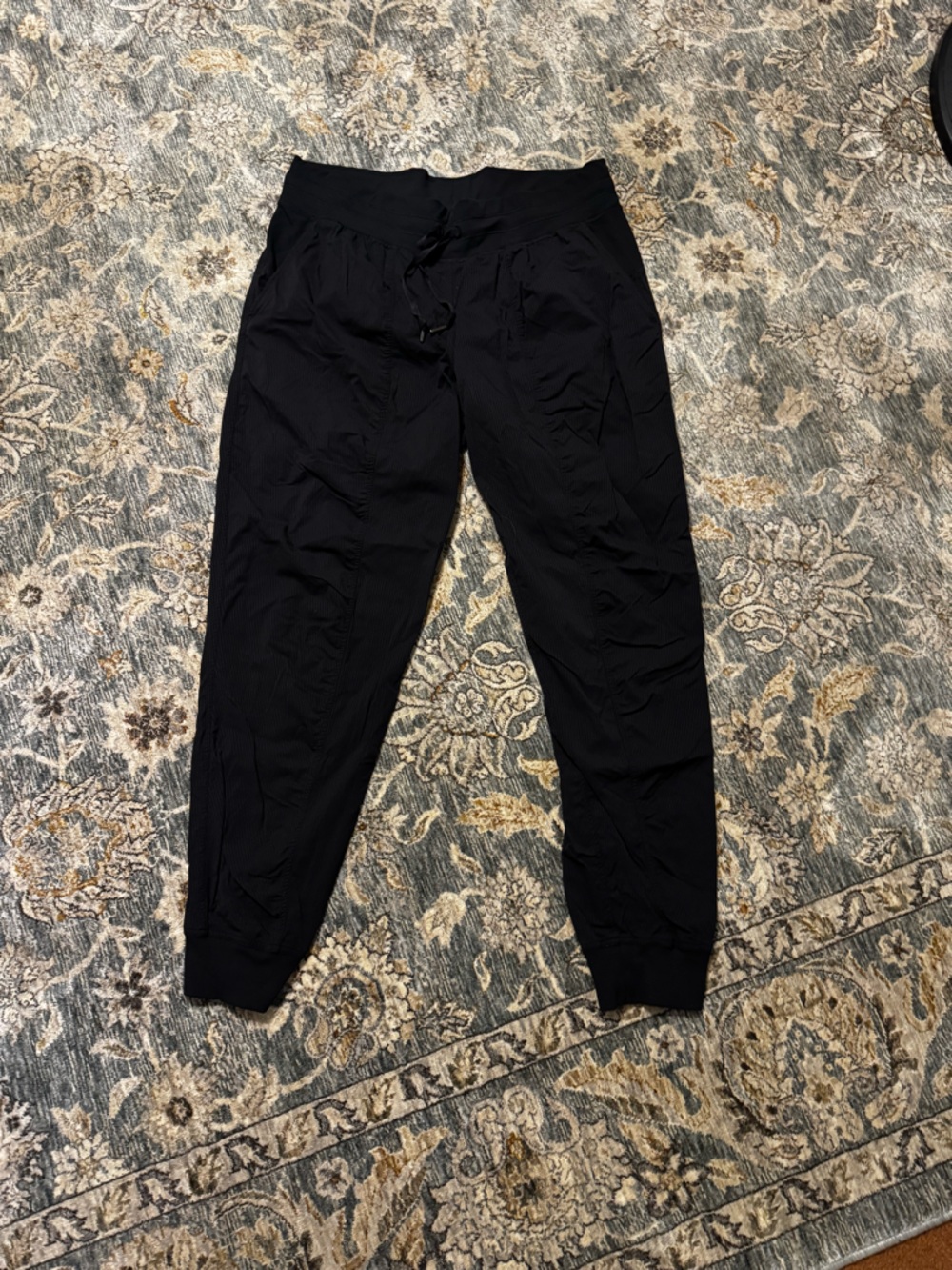 Lululemon size 14 dance studio joggers